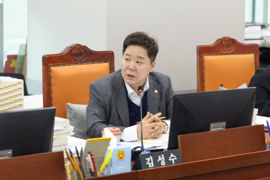 輺 ǿ ޽ĺΰǺ  δ" 