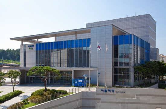 �ϳ���ȭ���, ����������� ����, ���� 1.9��