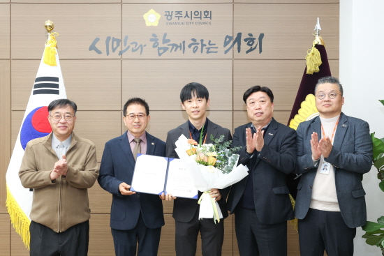 ���ֽ���ȸ, 2�� Ī�������� ����